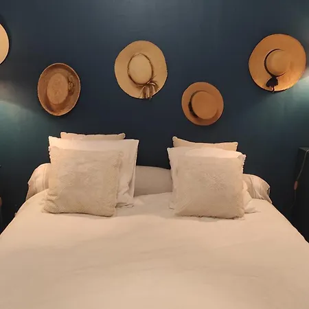 Bed & Breakfast Riverside *
